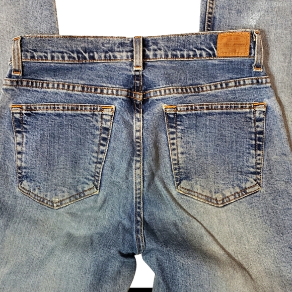Old Navy Distressed Stretch Boot Cut Jeans - Picture 6 of 10